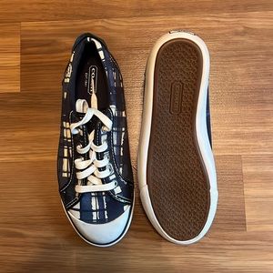 Coach gym shoes